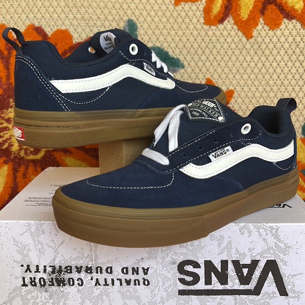Vans Kyle Walker
Dress Blues/Gum
VNOA5JIEFS1
WMNS sneakers - Picture 9 of 16
